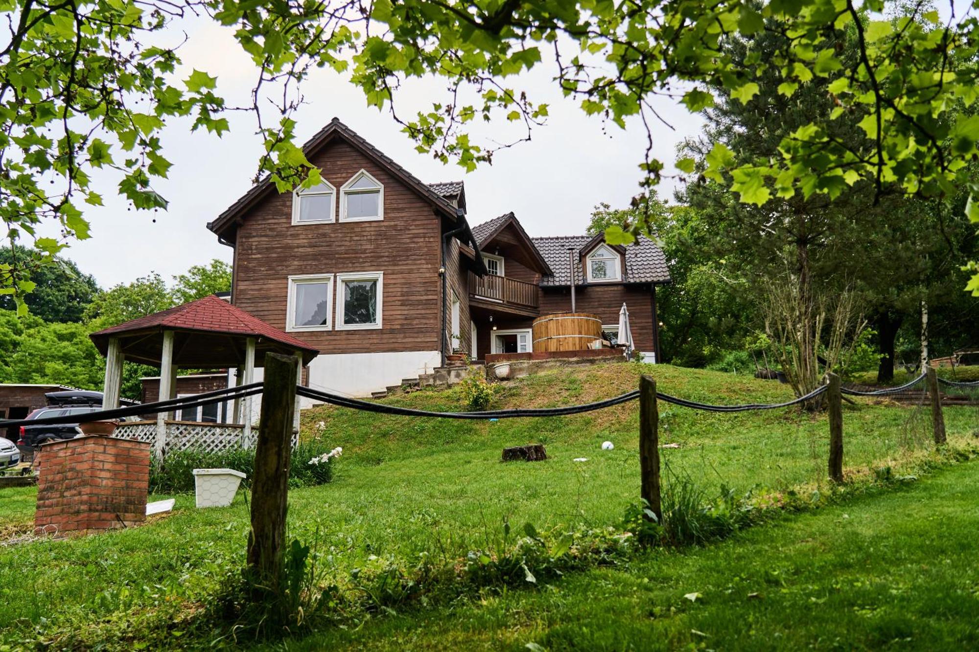 Cosy Forest House Holiday home *